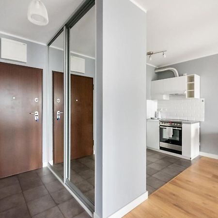 Metro Mlynow Silver Apartment Варшава Экстерьер фото