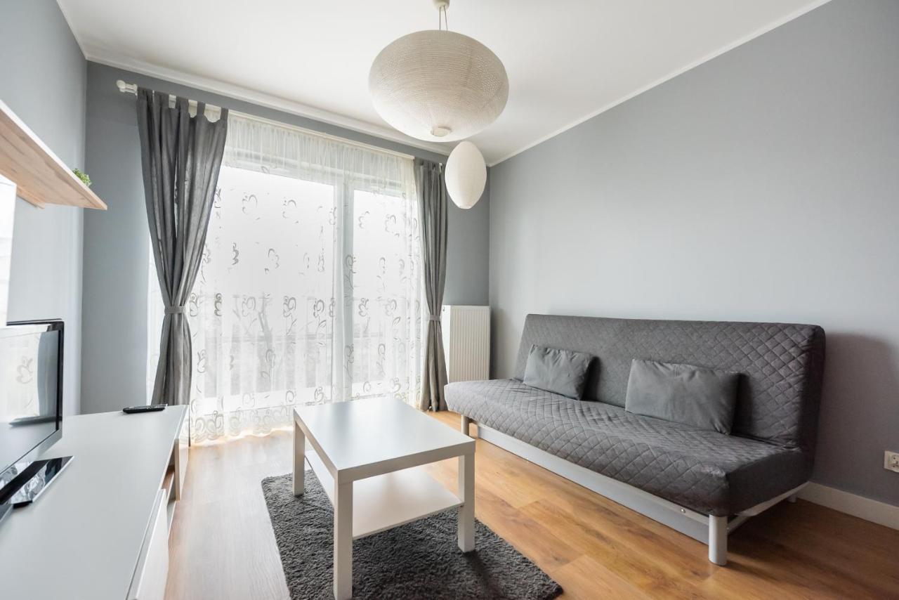 Metro Mlynow Silver Apartment Варшава Экстерьер фото