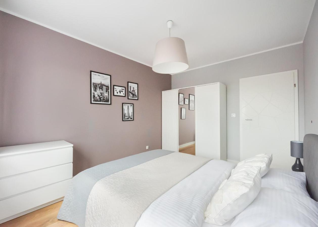 Metro Mlynow Silver Apartment Варшава Экстерьер фото